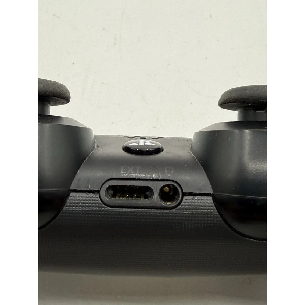 Sony PlayStation 4 DualShock Wireless Controller CUH-ZCT1U Black PS4 *PARTS ONLY